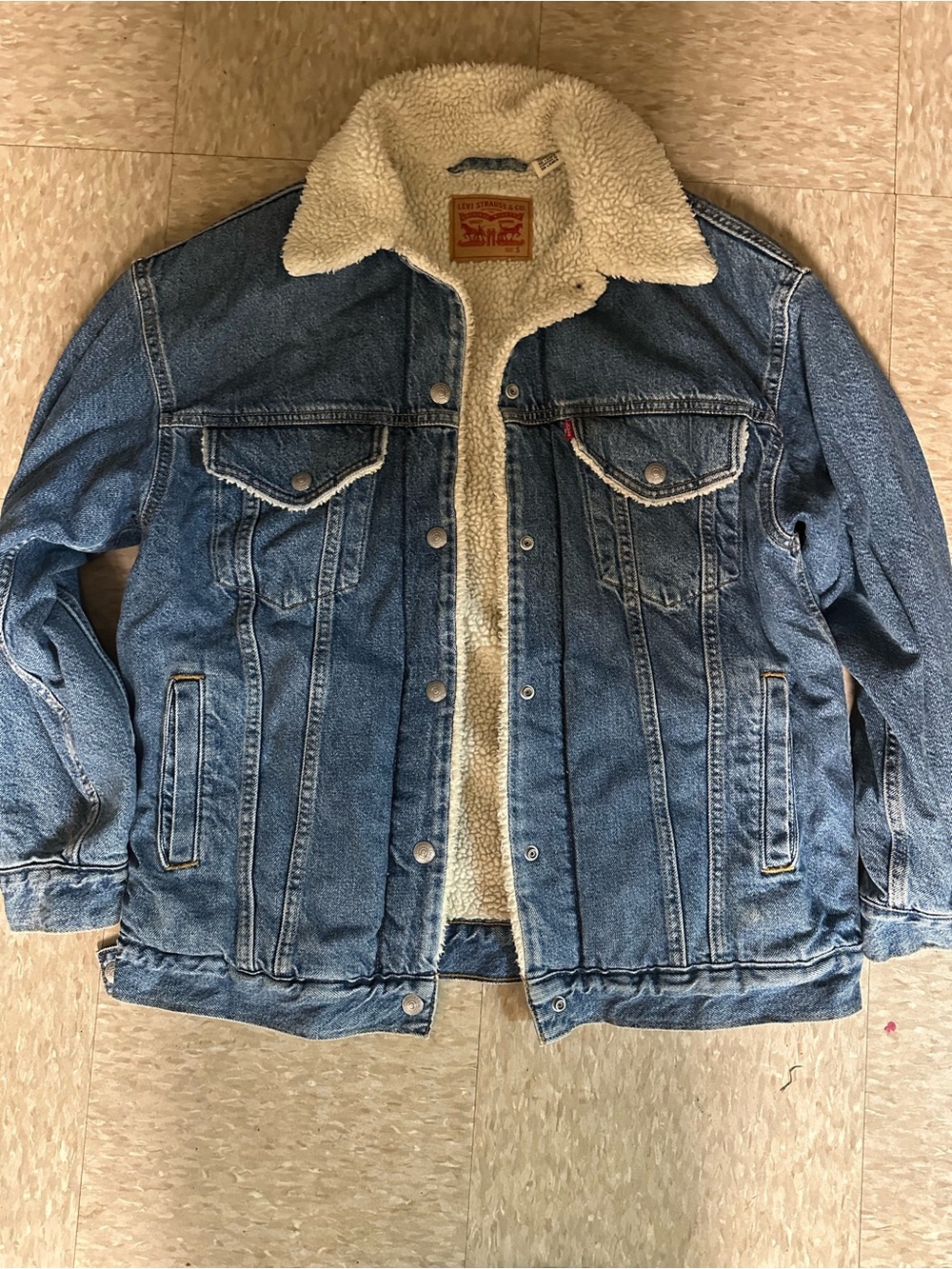 Levi's men’s Blue Denim Sherpa-Lined Trucker Jacket